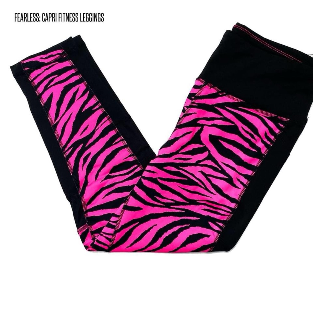 LuLaRoe Fearless Capri Fitness Leggings